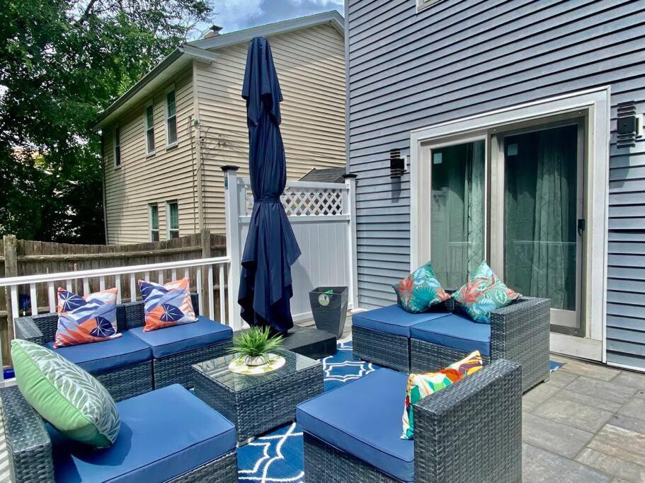 New Renovation Cozy House In Worcester Exterior photo